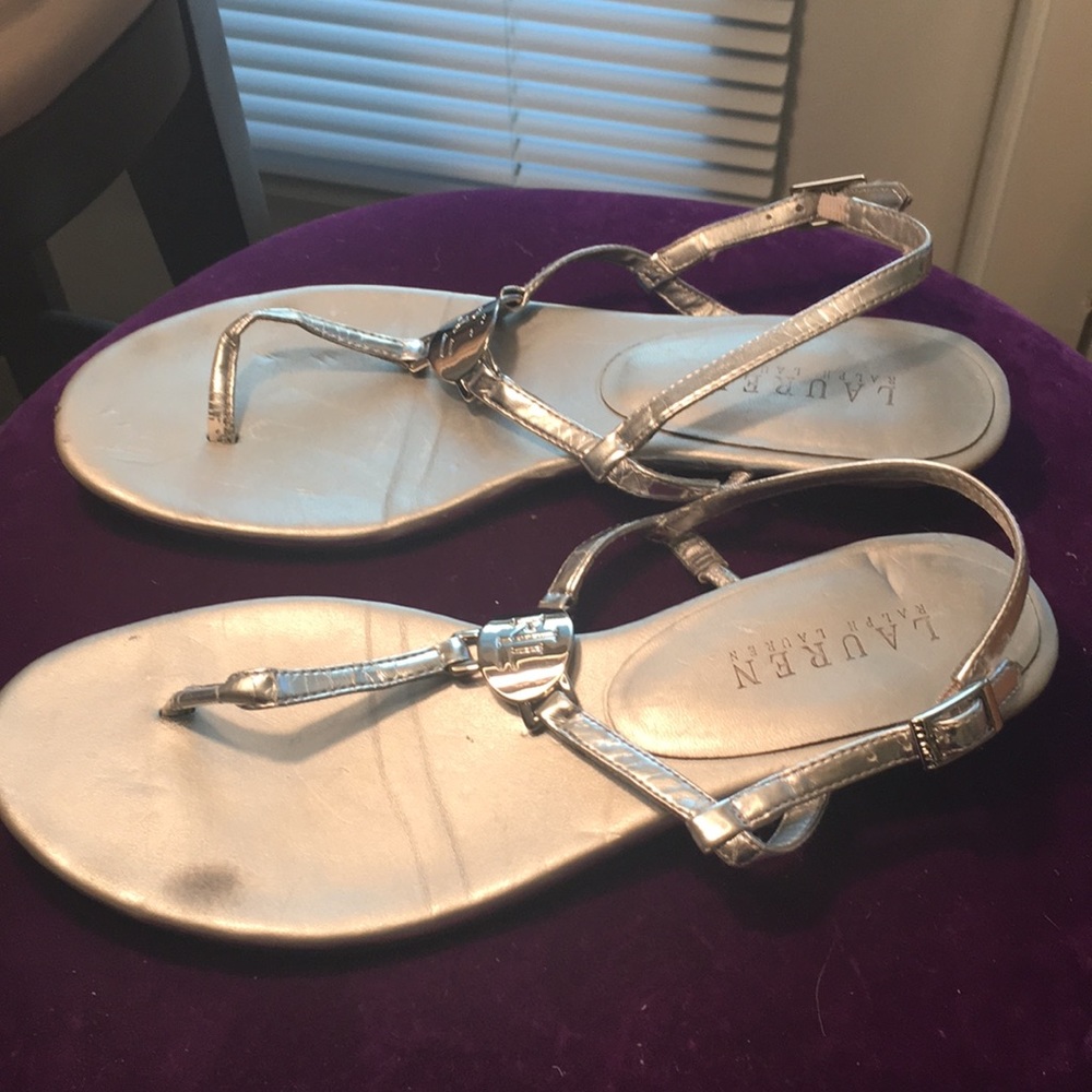 Size 7 - Picture 2 of 3